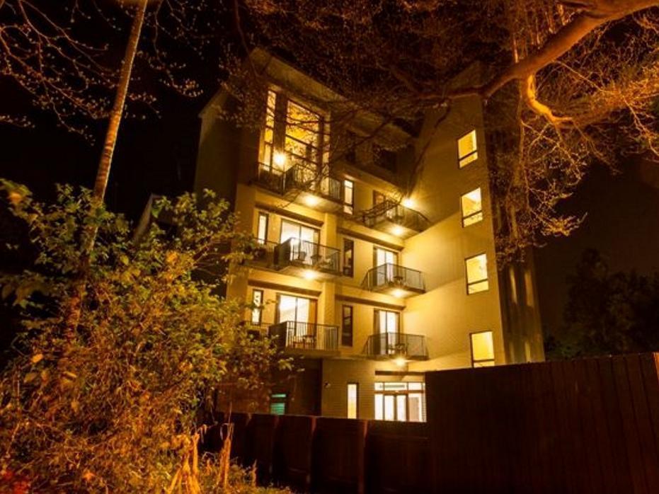 兩腳詩集綠活學旅 L 全自助入住平日旅館 L Jiji Exterior foto