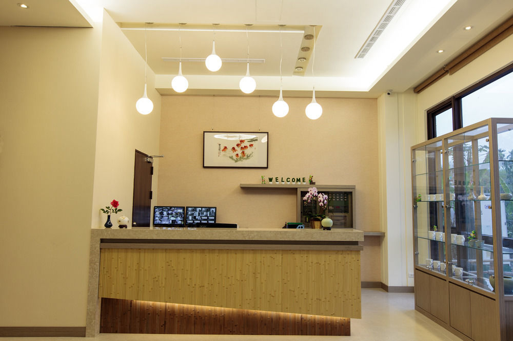 兩腳詩集綠活學旅 L 全自助入住平日旅館 L Jiji Exterior foto